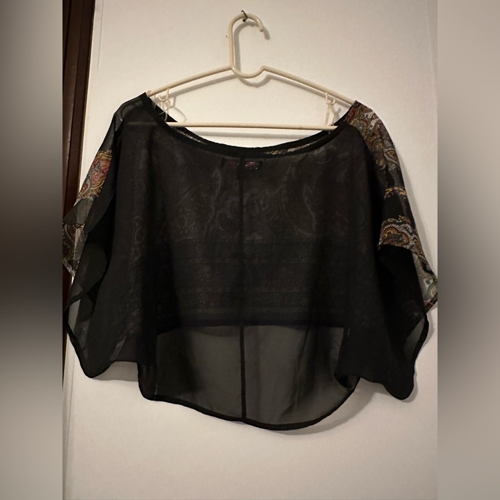 Flowy Blouse - Picture 5 of 5